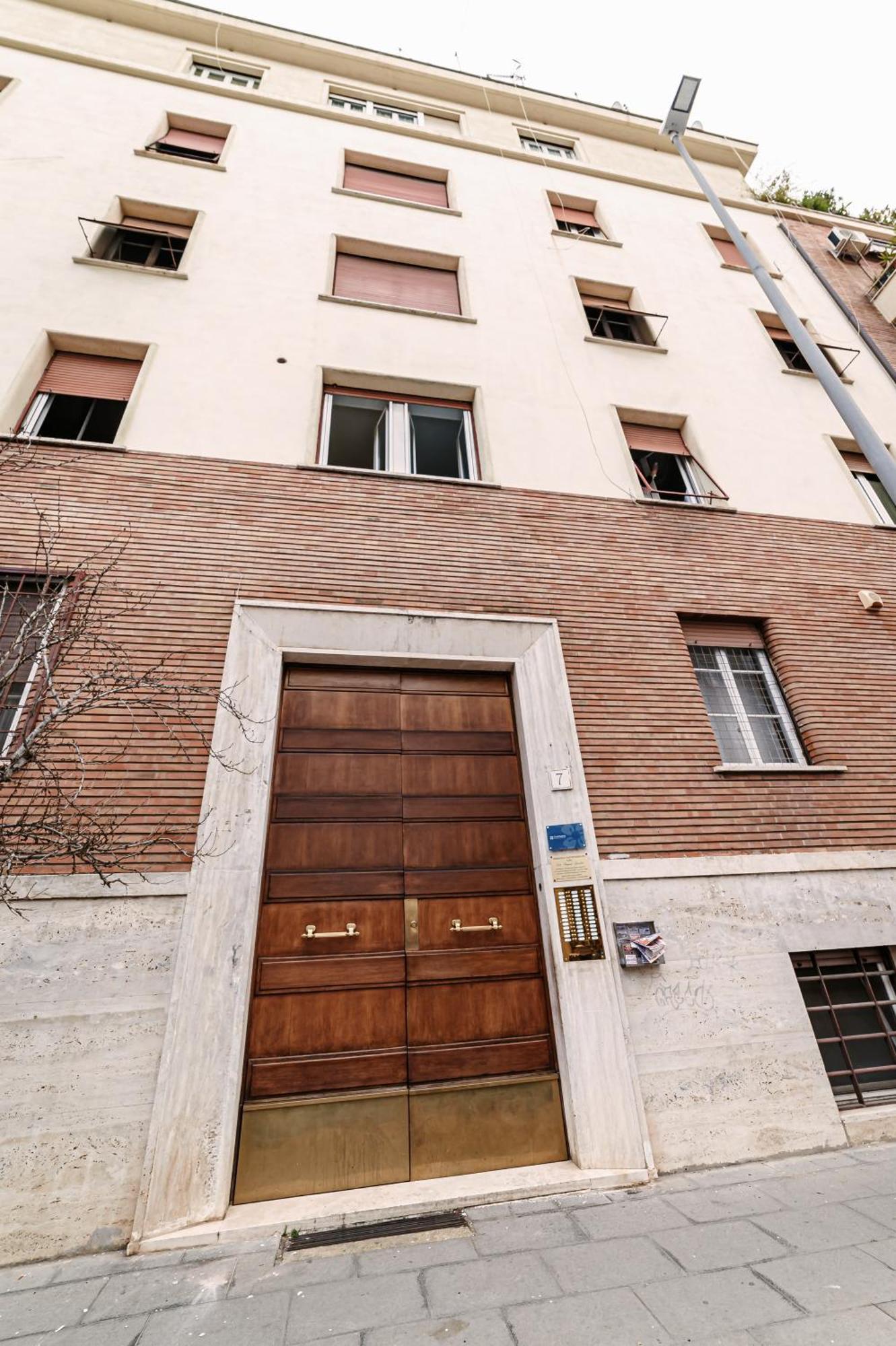 Apartment Dama Roof House *